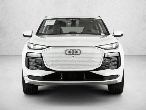 Glacier White Metallic 2025 Audi Q6 e-tron Premium