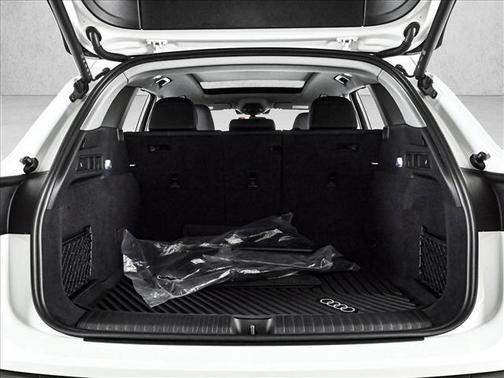 Glacier White Metallic 2025 Audi Q6 e-tron Premium