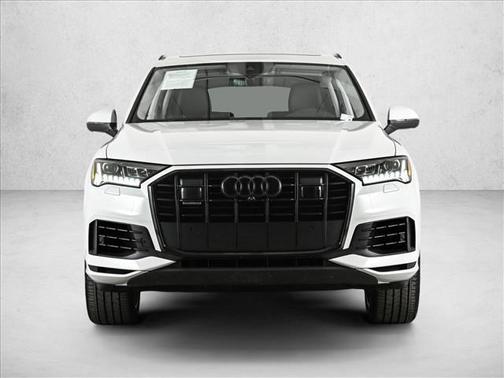 2023 Audi Q7 55 Premium Plus