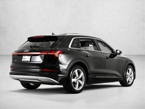 2019 Audi e-tron Prestige