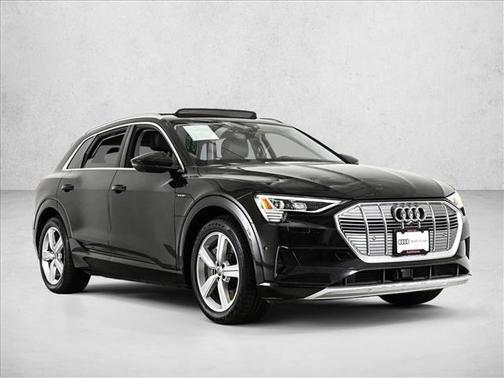 2019 Audi e-tron Prestige