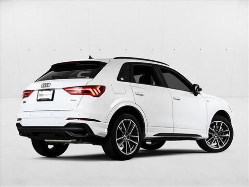 2025 Audi Q3 45 S line Premium