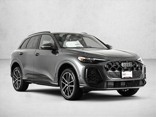 Daytona Gray Metallic 2026 Audi Q5 PLUS