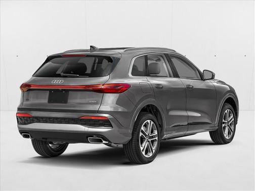 Daytona Gray Metallic 2026 Audi Q5 PLUS