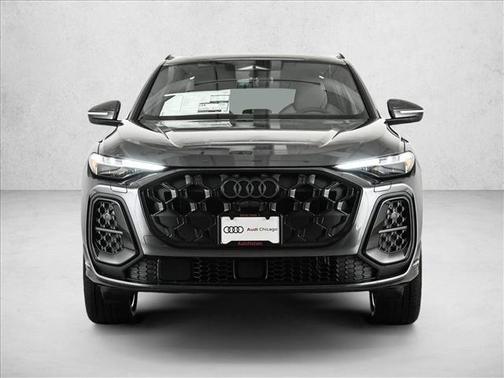 Daytona Gray Metallic 2026 Audi Q5 PLUS