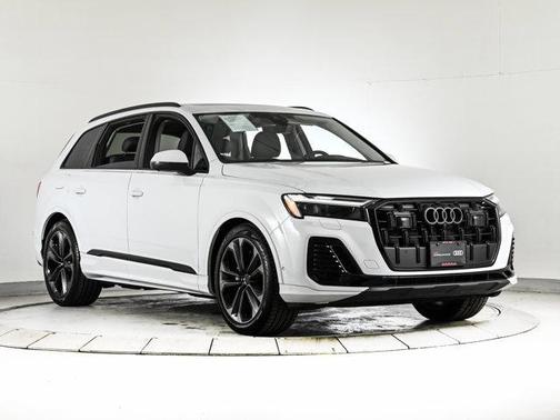 2026 Audi Q7 55 Premium
