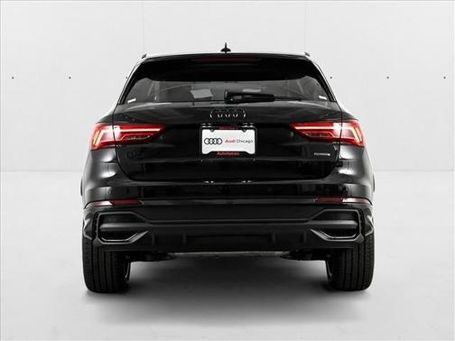 2025 Audi Q3 45 S line Premium