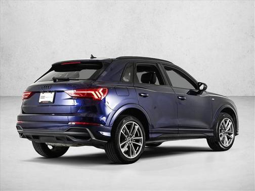 Navarra Blue Metallic 2024 Audi Q3 45 S line Premium