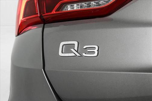 2025 Audi Q3 45 S line Premium