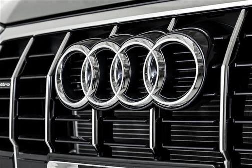 2025 Audi Q3 45 S line Premium