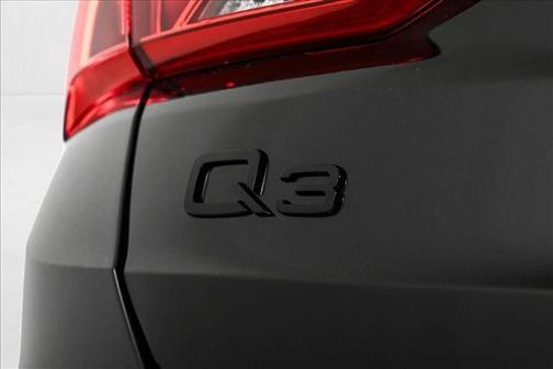 2025 Audi Q3 45 S line Premium