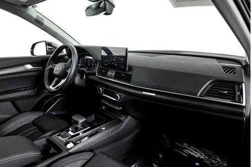 2025 Audi Q5 45 S line quattro Premium