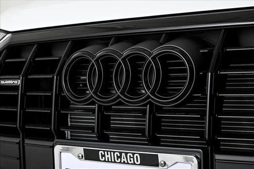 2025 Audi Q3 45 S line Premium