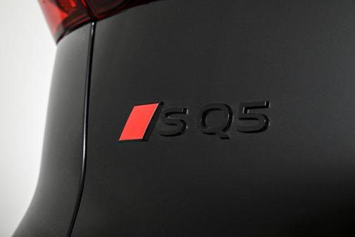 2025 Audi SQ5 3.0T quattro Premium