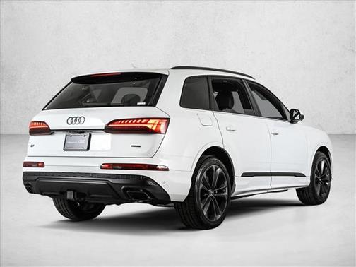 2025 Audi Q7 55 Premium Plus