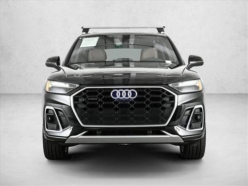 2025 Audi Q5 45 S line quattro Premium