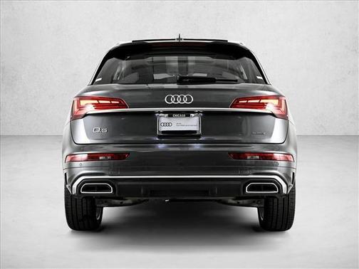 2025 Audi Q5 45 S line quattro Premium