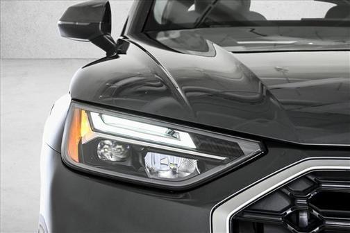 2025 Audi Q5 45 S line quattro Premium