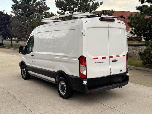 Off White 2019 Ford Transit-250 Base
