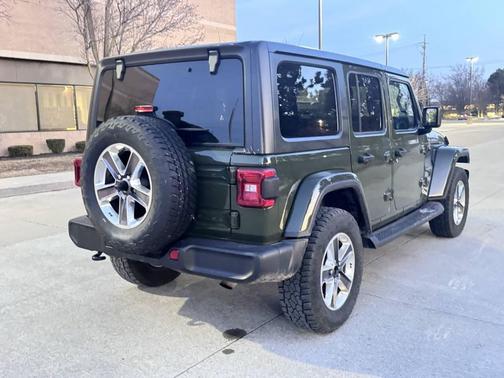 2021 Jeep Wrangler Unlimited Sahara
