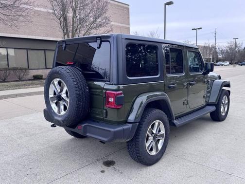 SARGE GREEN 2021 Jeep Wrangler Unlimited Sahara