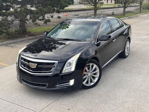 Black 2016 Cadillac XTS Luxury
