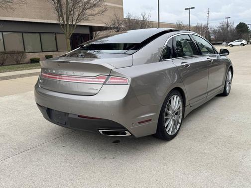 Tan 2015 Lincoln MKZ Base