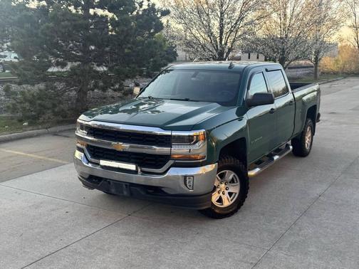 Green 2018 Chevrolet Silverado 1500 1LT