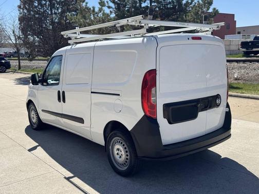 Off White 2018 RAM ProMaster City Tradesman