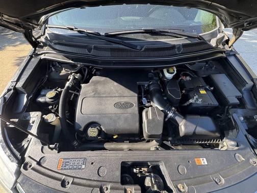 Gray 2016 Ford Explorer Limited