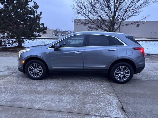 2021 Cadillac XT5 Premium Luxury
