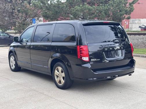 2015 Dodge Grand Caravan AVP/SE