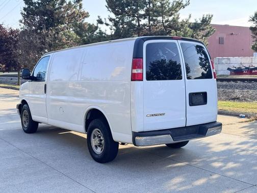 2019 Chevrolet Express 2500 Work Van