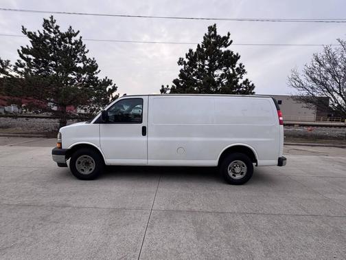 2019 Chevrolet Express 2500 Work Van