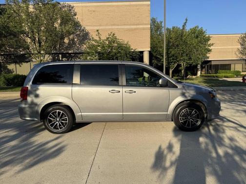 Silver 2018 Dodge Grand Caravan GT