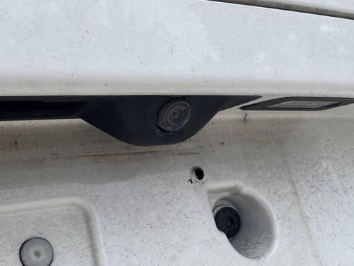 Off White 2021 Alfa Romeo Stelvio Ti