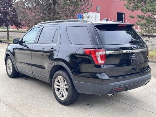 2016 Ford Explorer Base