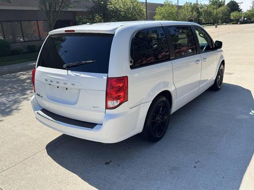 Off White 2020 Dodge Grand Caravan GT