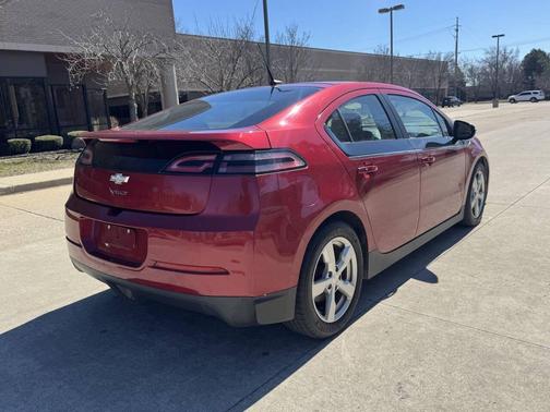 Red 2013 Chevrolet Volt Base