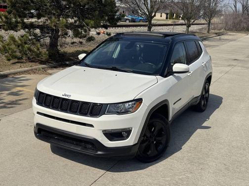 Off White 2021 Jeep Compass Latitude
