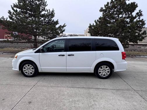 2020 Dodge Grand Caravan SE