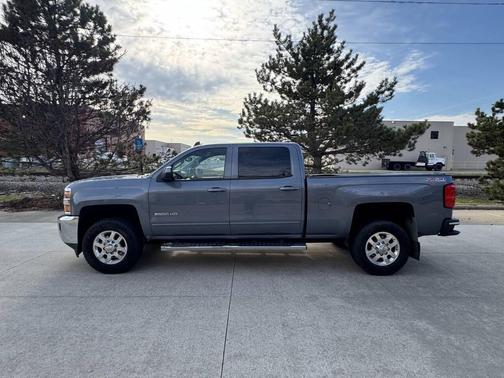Gray 2015 Chevrolet Silverado 2500 LT