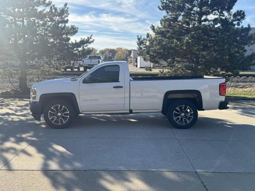 Off White 2016 Chevrolet Silverado 1500 WT