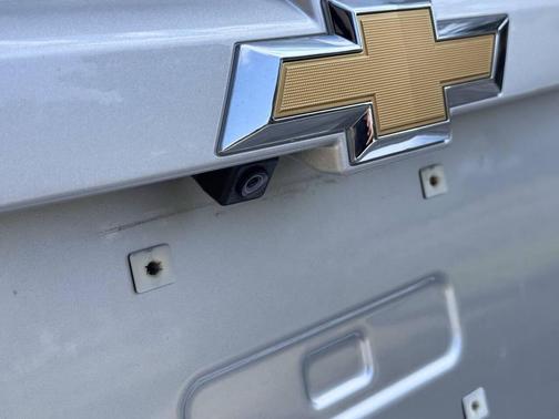 2020 Chevrolet Sonic FWD Sedan LT