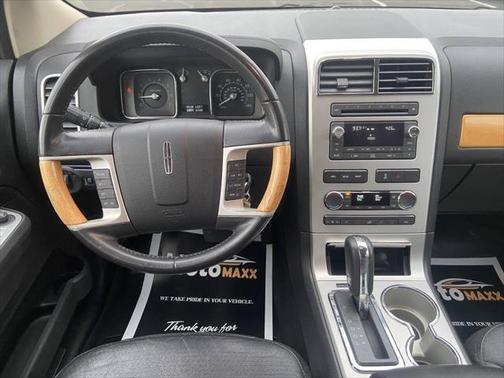 2010 Lincoln MKX Base