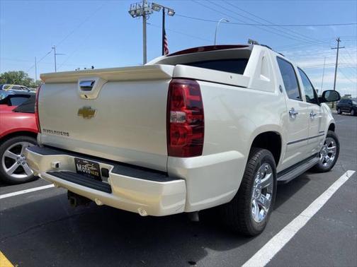 2013 Chevrolet Avalanche LTZ
