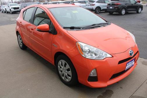2014 Toyota Prius c 