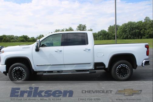 GAZ/SUMMITWHITE 2026 Chevrolet Silverado 2500 High Country