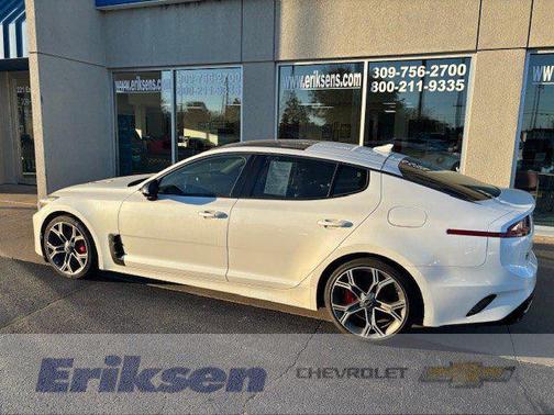 Snow White Pearl 2021 Kia Stinger GT2