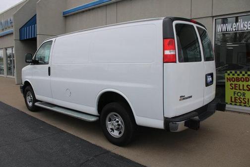 2024 Chevrolet Express 2500 RWD 2500 Regular Wheelbase WT